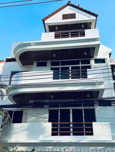 ให้เช่าบ้านเดี่ยว สุขุมวิท 31 ใกล้ BTS พร้อมพงษ์ เอ็มโพเรียม