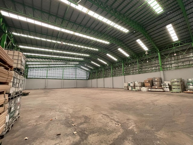 ให้เช่าโกดัง 2,400 ตรม. ถ.พระราม2 ต.บางน้ำจืด จ.สมุทรสาคร