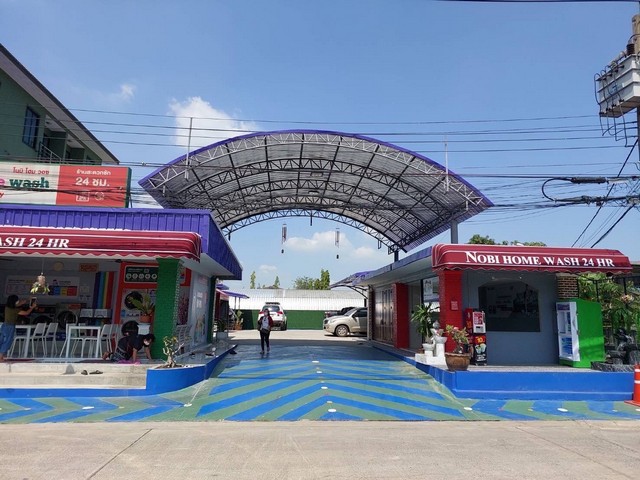 ขายที่ดิน 133 ตร.ว พร้อมสิ่งปลูกสร้างและกิจการ ซอยนิมิตรใหม่4