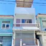 ให้เช่าบ้านทาวน์โฮม 3 ชั้น ตลาดถนนคนเดิน เกาะลอย โรบินสัน ศรีราช