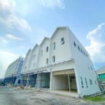 อาคารพาณิชย์ 3 ชั้น ตลาดนครฉลองกรุง 2.1 กม. APL ลาดกระบัง 8.3 กม