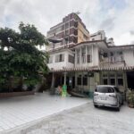 ขายที่ดินพร้อมสิ่งปลูกสร้าง ใจกลางเมือง ใกล้สถานีรถไฟฟ้า