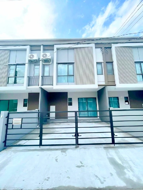 พร้อมเฟอร์ คลองหนึ่ง MRT รังสิต 1.9กม. เครื่องใช้ไฟฟ้า เมเจอร์