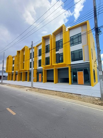 ให้เช่าโกดังและออฟฟิศหลังมุม450 ตร.มย่านบางใหญ่นนทบุรีซอยกัตนาบาง