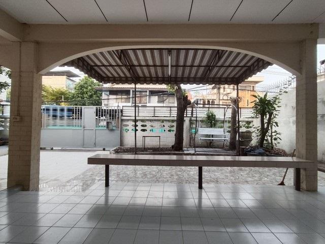 ให้เช่าบ้าน 52 ตรว. ลาดพร้าว 122 รามคำแหง 65 ใกล้ MRT มหาดไทย