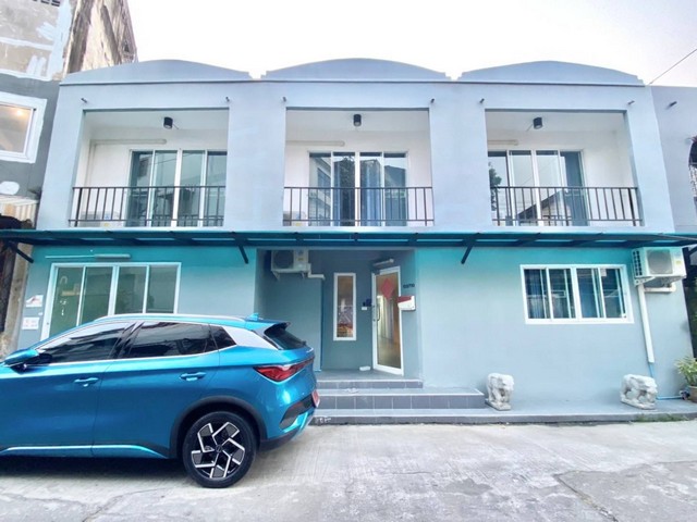 ให้เช่าอาคารพาณิชย์ 2ชั้น 3คูหา ย่านสุขุมวิท อุดมสุข ใกล้ศรีนคริน