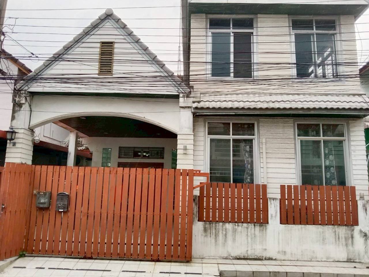 ขายบ้านแฝดสไตล์บ้านเดี่ยว หมู่บ้านสีฟ้า ซอยลาดพร้าว 101 (แยก33) ก