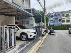 ขาย,ทาวน์โฮม,ทาวน์โฮมมือสองลาดพร้าว เหม่งจ๋าย ,ทาวน์โฮมมือสองลาดพร้าว เหม่งจ๋าย ,หมู่บ้านThe-Space ,ใกล้จุดขึ้น–ลงทางด่วน ลาดพร้าว–โชคชัย4,ราคาถูกกว่าบ้านใหม่เป็นล้าน ,โฮมออฟฟิศ3ชั้นหรู