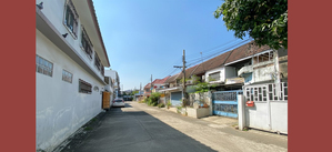 บ้านทาวน์เฮาส์สุขุมวิท